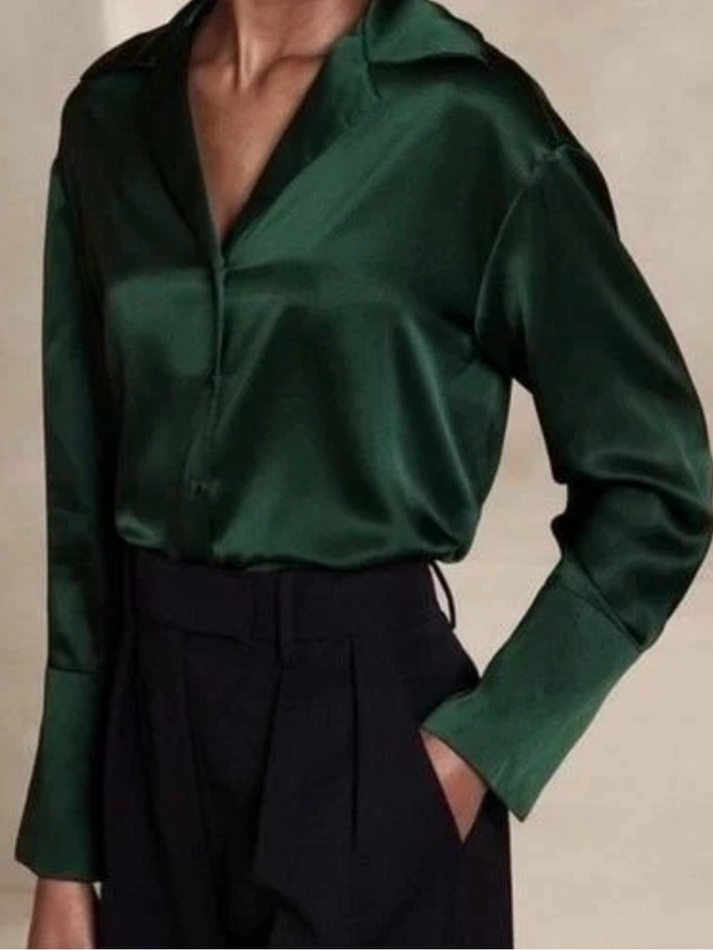 Banana Republic 100% silk Classic Black Button-Up Blouse M - Picture 14 of 14